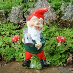Garden gnome Archie by Pixieland